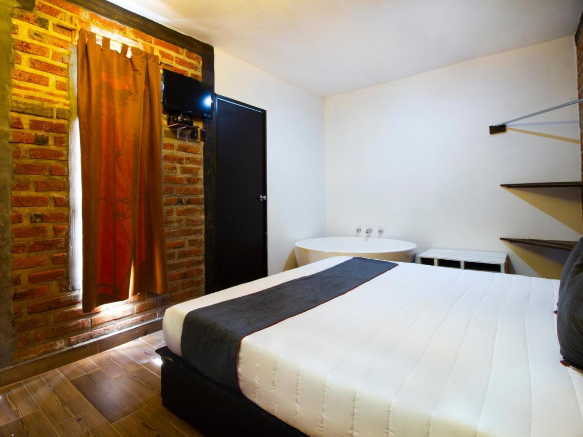 Hotel Cabanas Azul Tequilana Arandas Eksteriør bilde