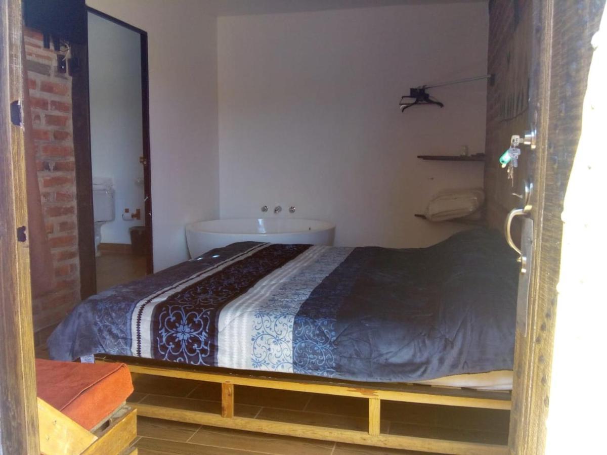 Hotel Cabanas Azul Tequilana Arandas Eksteriør bilde